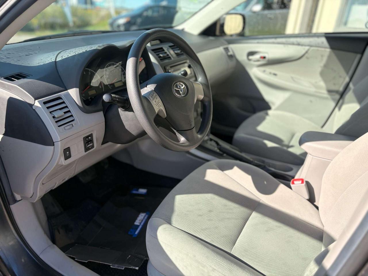 2013 Toyota Corolla 4DR SDN AUTO CE Photo