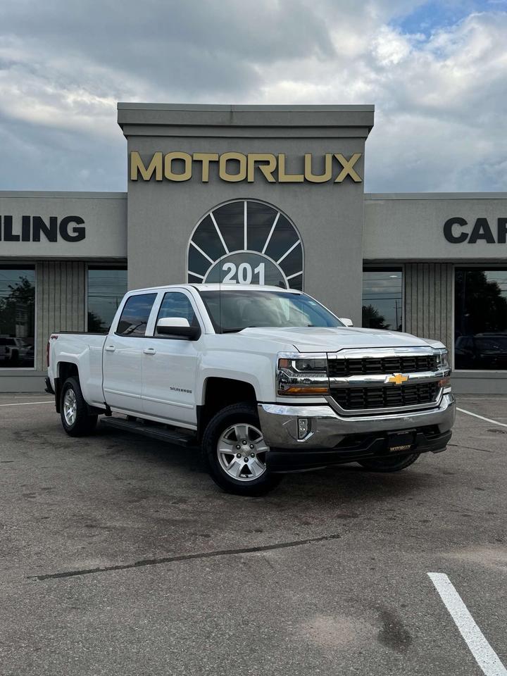 2018 Chevrolet Silverado 1500 4WD Crew Cab 153.0 LT w/1LT 6'6 Box Photo1