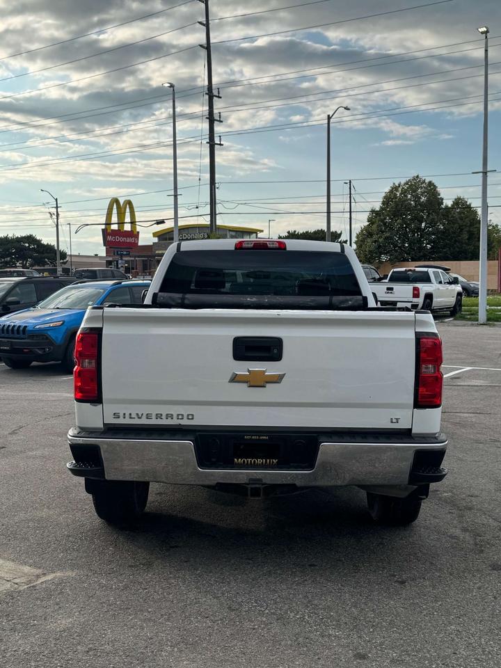 2018 Chevrolet Silverado 1500 4WD Crew Cab 153.0 LT w/1LT 6'6 Box Photo