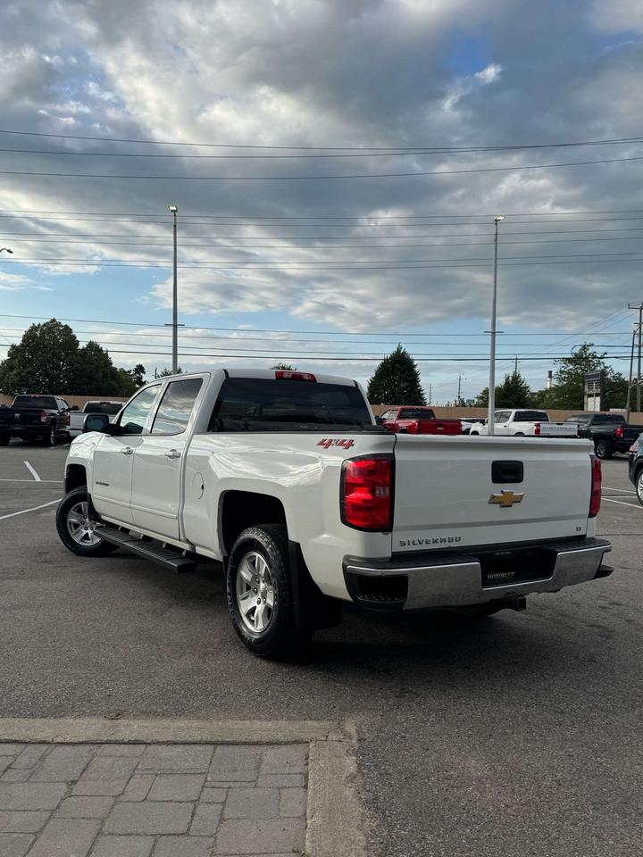 2018 Chevrolet Silverado 1500 4WD Crew Cab 153.0 LT w/1LT 6'6 Box Photo