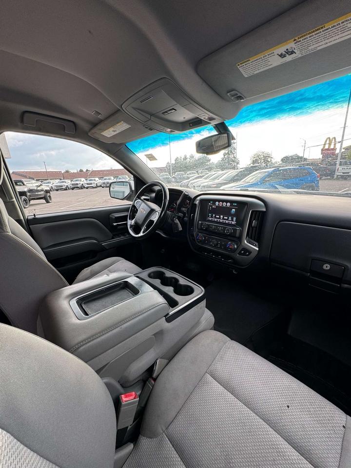 2018 Chevrolet Silverado 1500 4WD Crew Cab 153.0 LT w/1LT 6'6 Box Photo