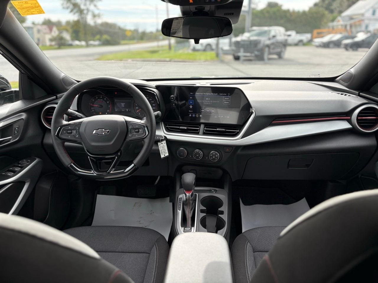 2026 Chevrolet Trax FWD 4dr 1RS Photo