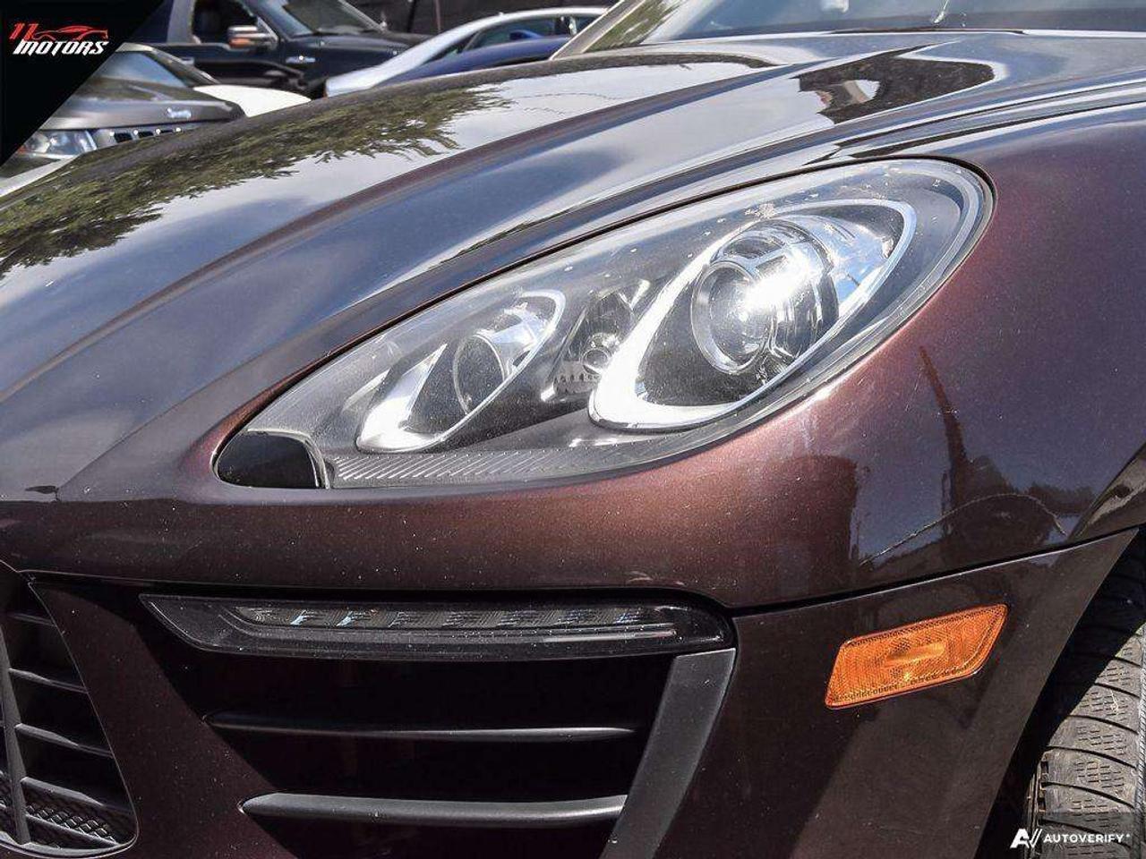 2017 Porsche Macan S AWD Panoramic Sunroof/Navigation/Rear Camera Photo