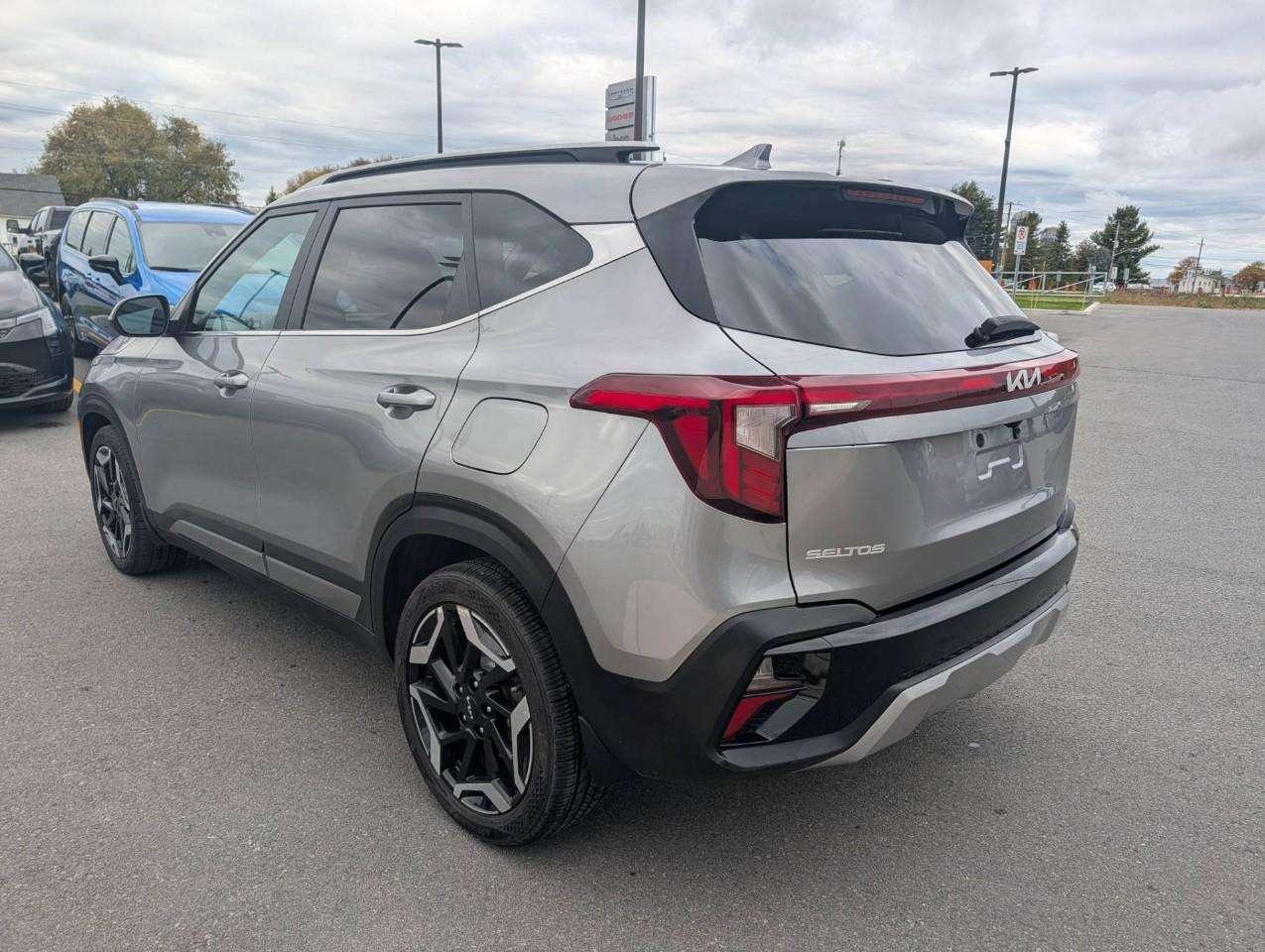 2024 Kia Seltos SX w/Black Interior NO ACCIDENTS Photo