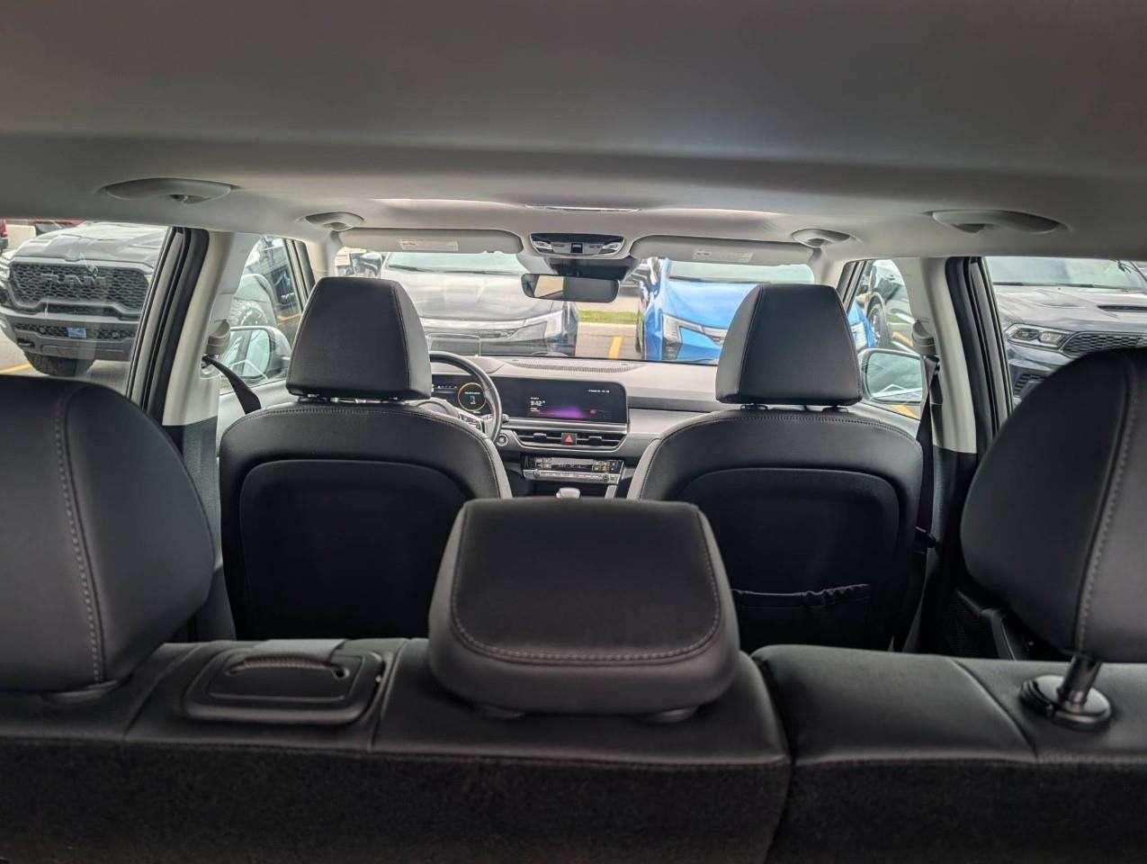 2024 Kia Seltos SX w/Black Interior NO ACCIDENTS Photo