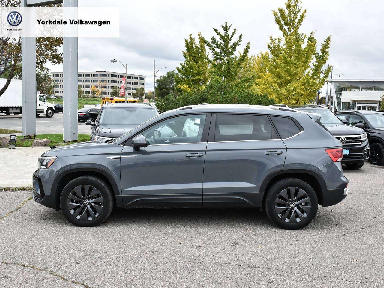 2022 Volkswagen Taos Comfortline 4Motion Photo3