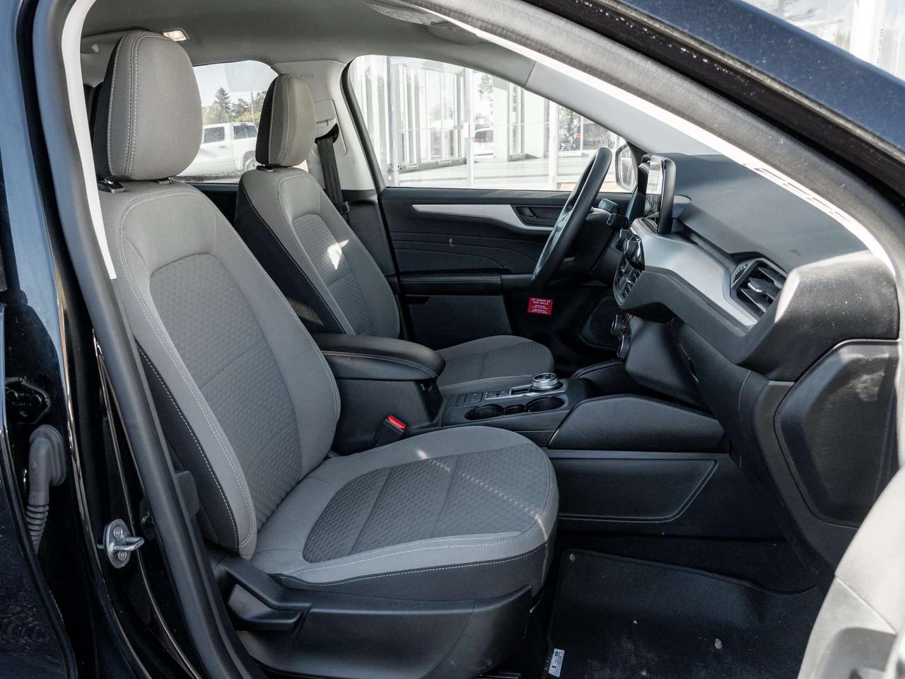2022 Ford Escape SE   AWD   Clean Carfax   Only 40km!! Photo