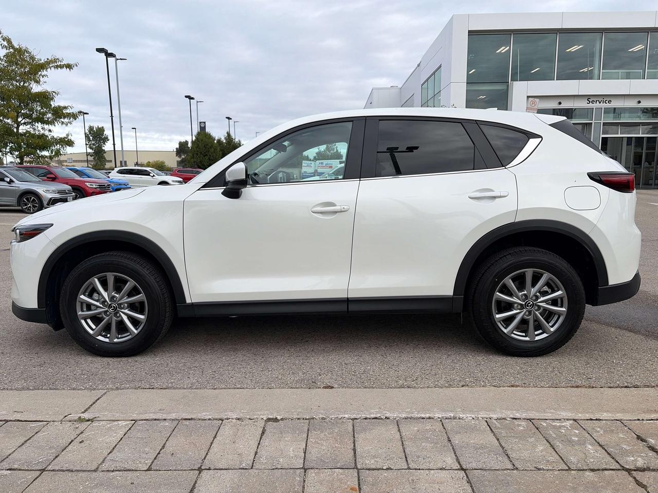 2025 Mazda CX-5 GX Photo1
