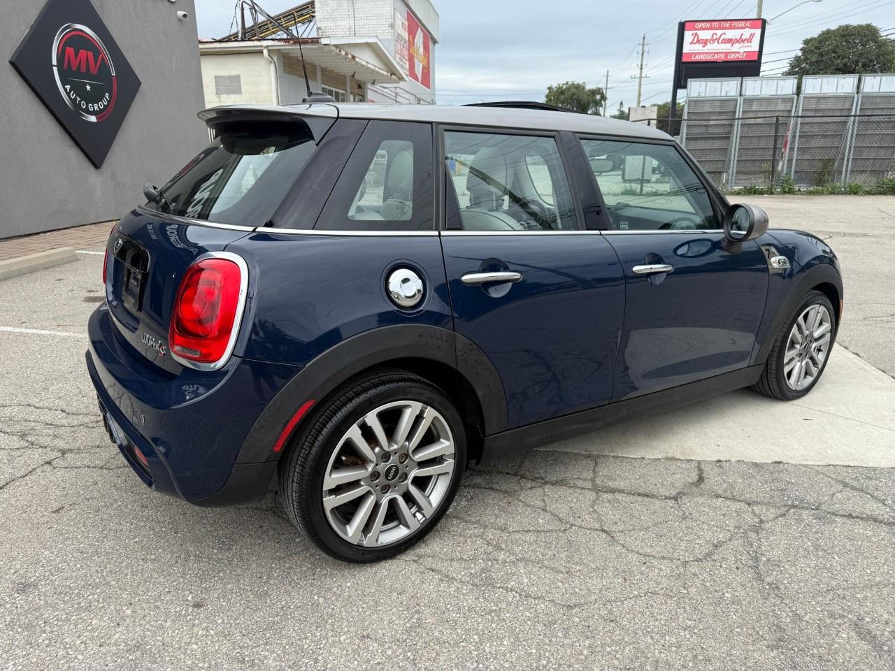 2017 MINI Cooper Hardtop 5 Door 5dr HB S Photo