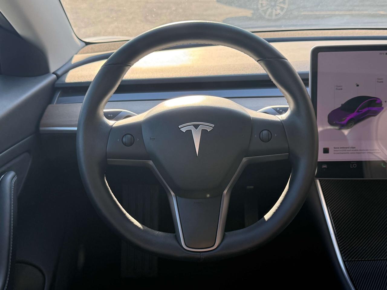 2019 Tesla Model 3 Mid Range l RWD l 425KM l TACC l Tesla Warranty l Photo