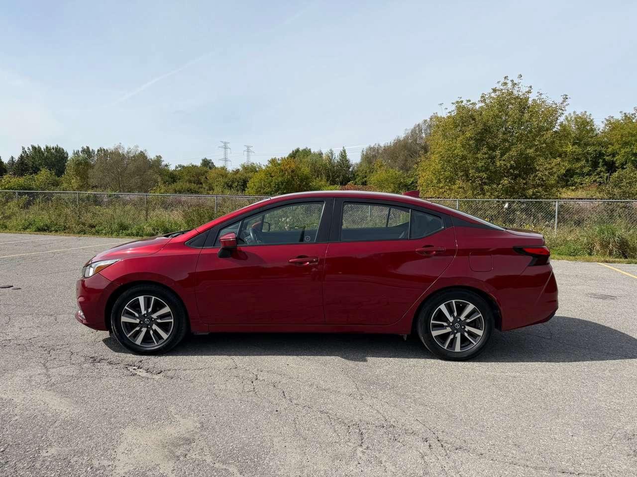 2021 Nissan Versa SV Photo1