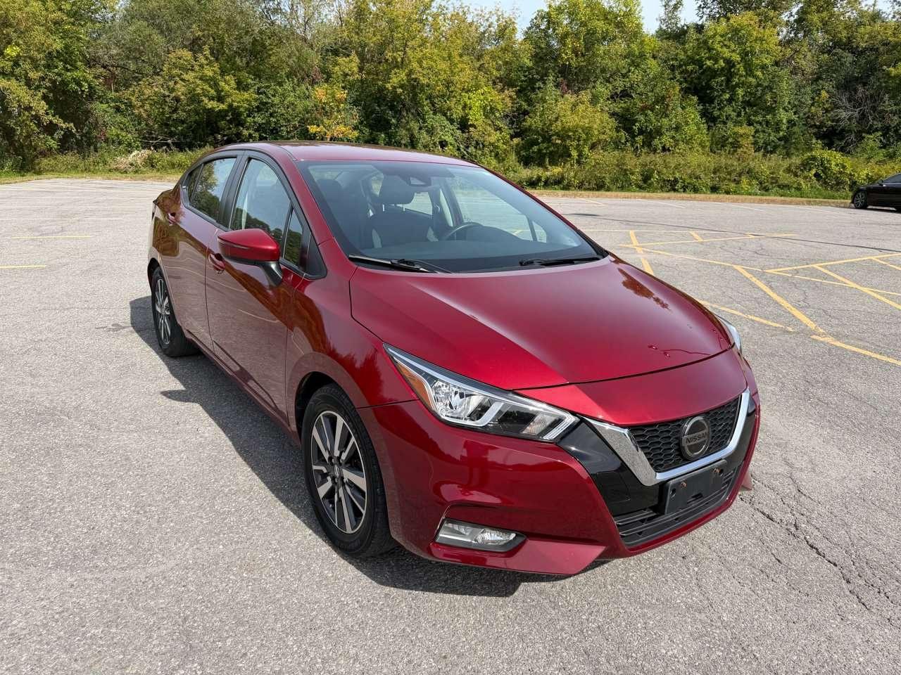 2021 Nissan Versa SV Photo