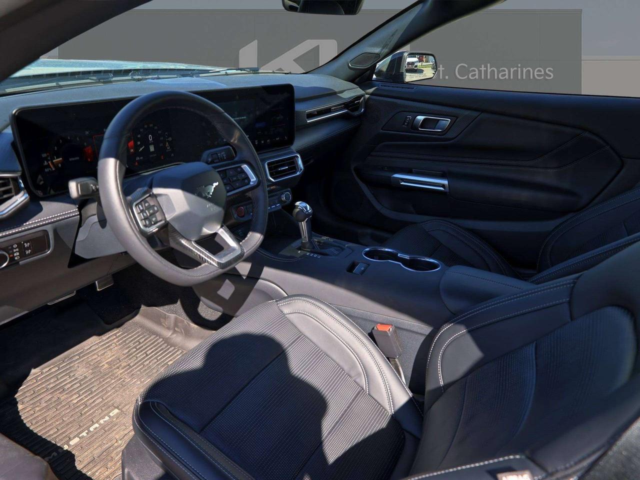 2026 Ford Mustang EcoBoost Premium Photo