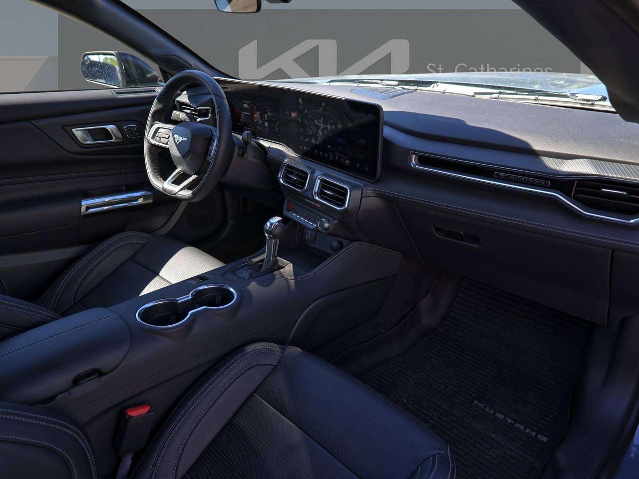 2026 Ford Mustang EcoBoost Premium Photo