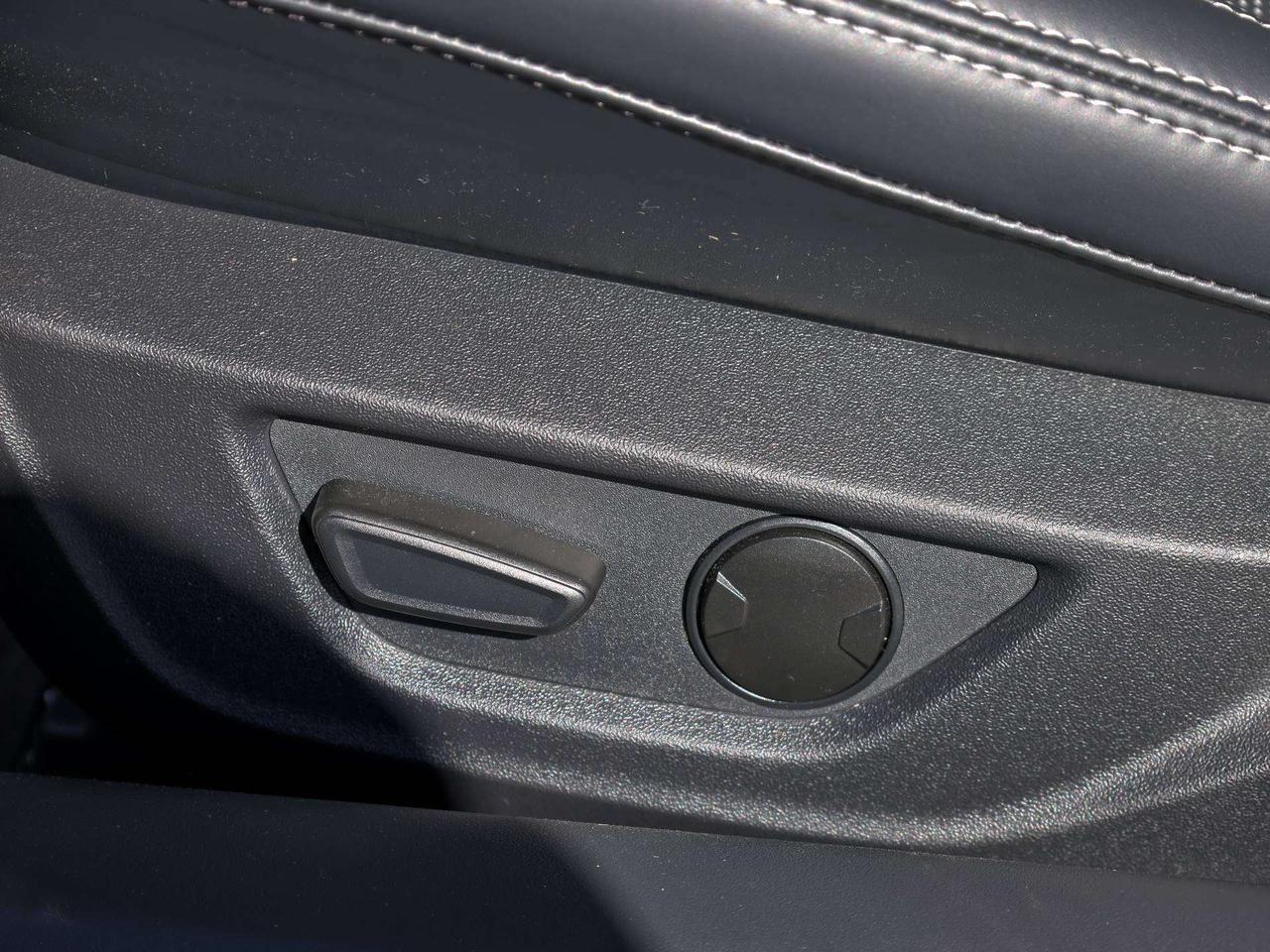 2026 Ford Mustang EcoBoost Premium Photo