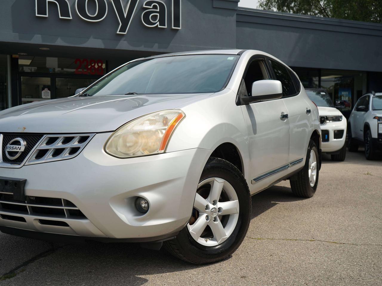 2013 Nissan Rogue 2.4L 4 CYLINDER, AWD, SELLING ASIS Photo2