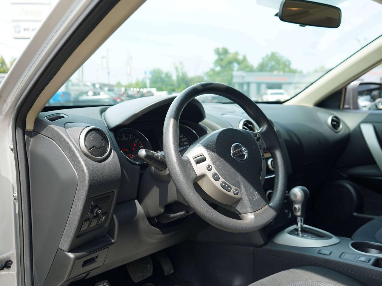 2013 Nissan Rogue 2.4L 4 CYLINDER, AWD, SELLING ASIS Photo