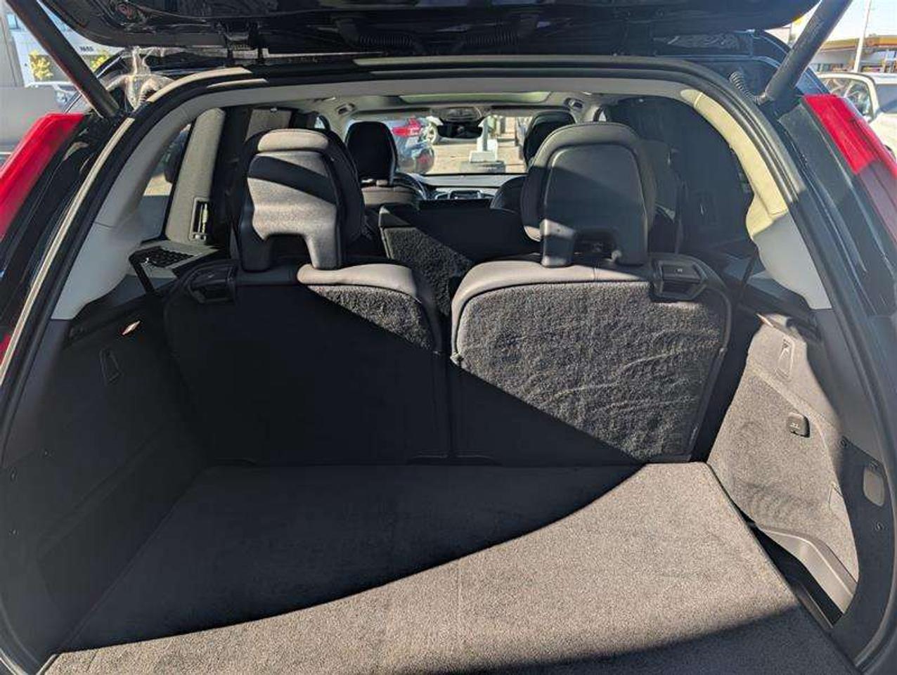 2024 Volvo XC90 B6 Ultimate   Nappa   7 Pass   Clean Photo
