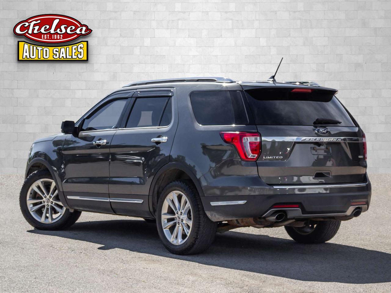 2019 Ford Explorer Limited 4WD Photo