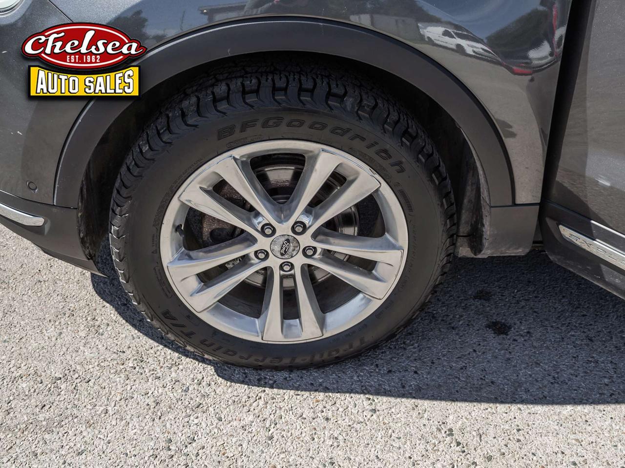 2019 Ford Explorer Limited 4WD Photo