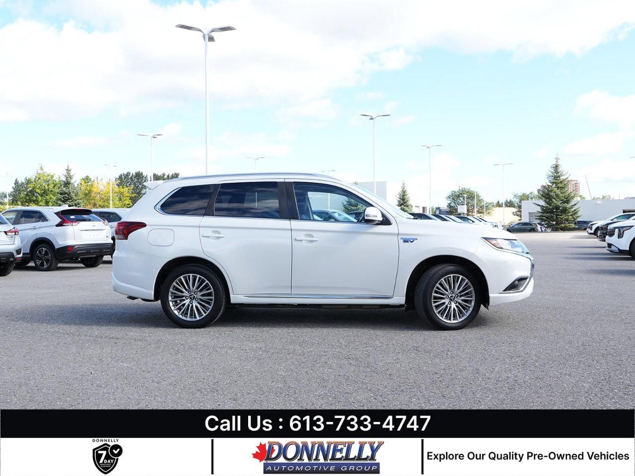 2022 Mitsubishi Outlander PHEV  Photo5