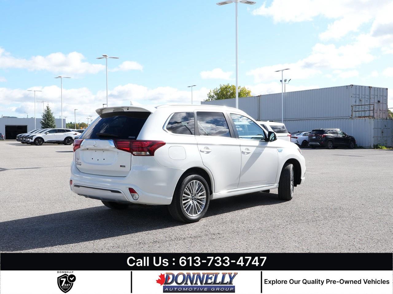 2022 Mitsubishi Outlander PHEV  Photo