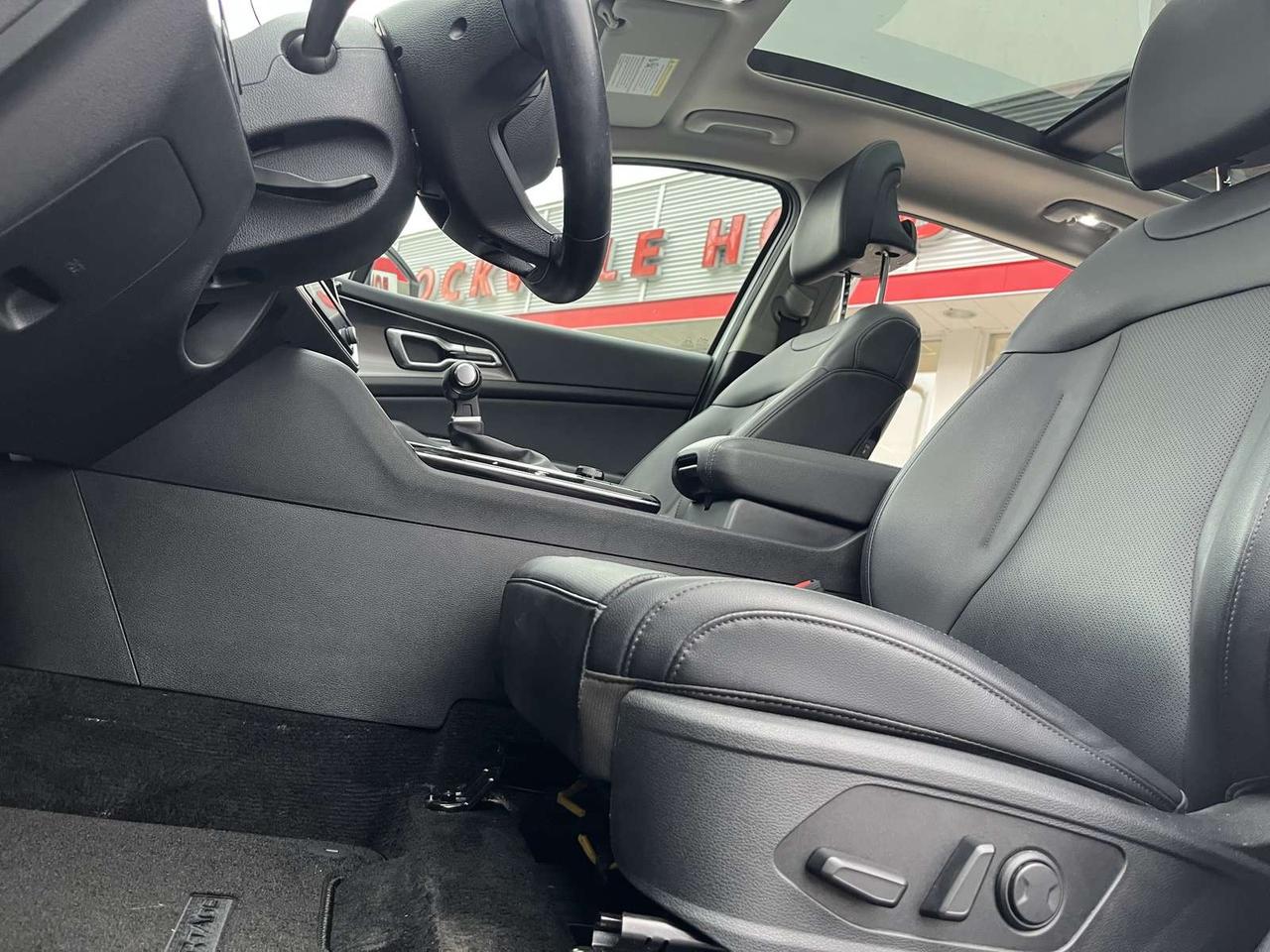 2023 Kia Sportage EX Photo