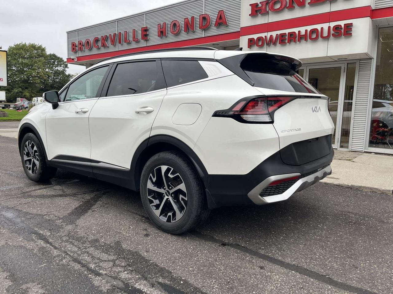 2023 Kia Sportage EX Photo
