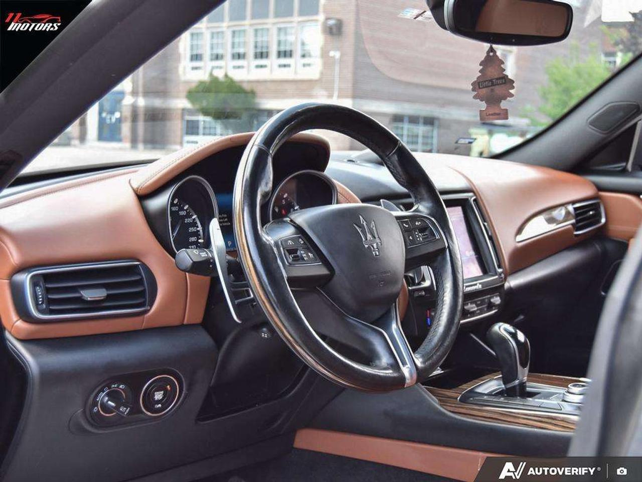 2017 Maserati Levante 3.0L  NO ACCIDENTS Photo