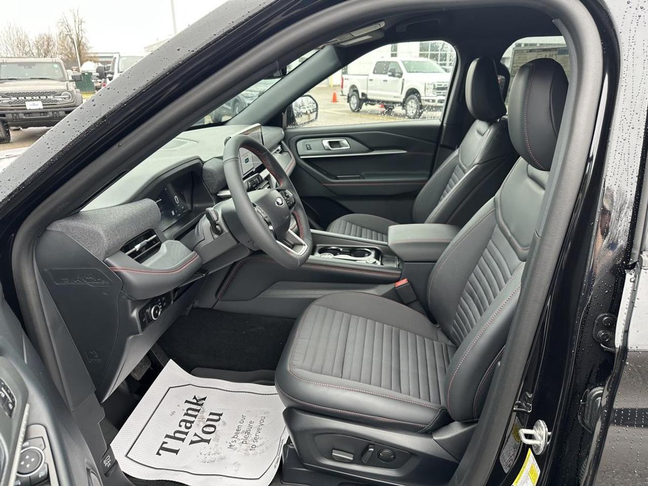 2026 Ford Explorer ST-Line 4WD Photo