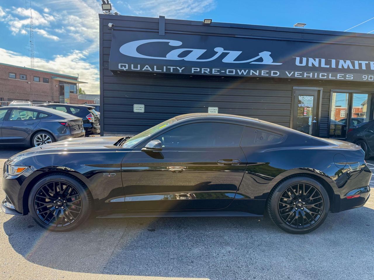 2017 Ford Mustang GT/6 SPEED MANUAL/CAMERA/NO ACCIDENTS/LOW KM/5.0 L Photo5