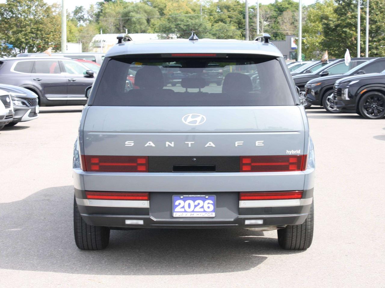 2026 Hyundai Santa Fe Preferred / AWD / Heated Seats / Blind Spot Photo4