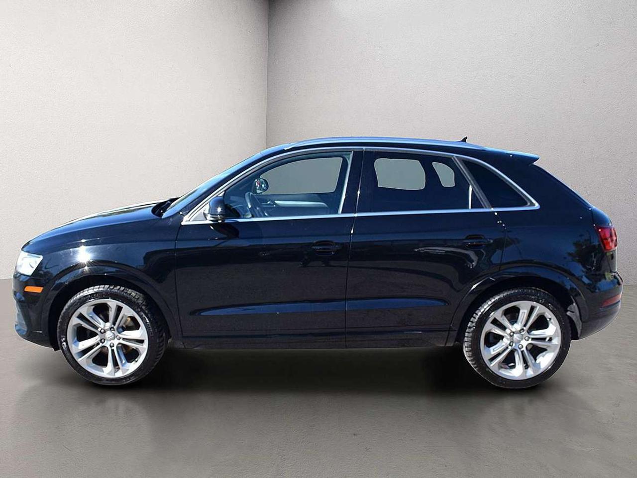 2016 Audi Q3 Navi Panoramic Sunroof Back Up Camera Photo