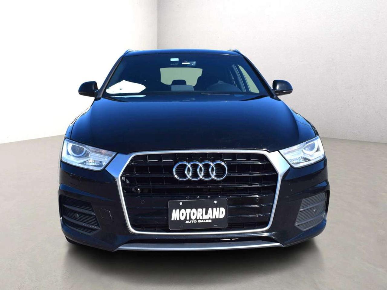 2016 Audi Q3 Navi Panoramic Sunroof Back Up Camera Photo