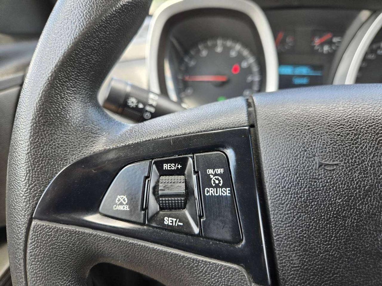 2015 Chevrolet Equinox LS (No Accidents) Photo