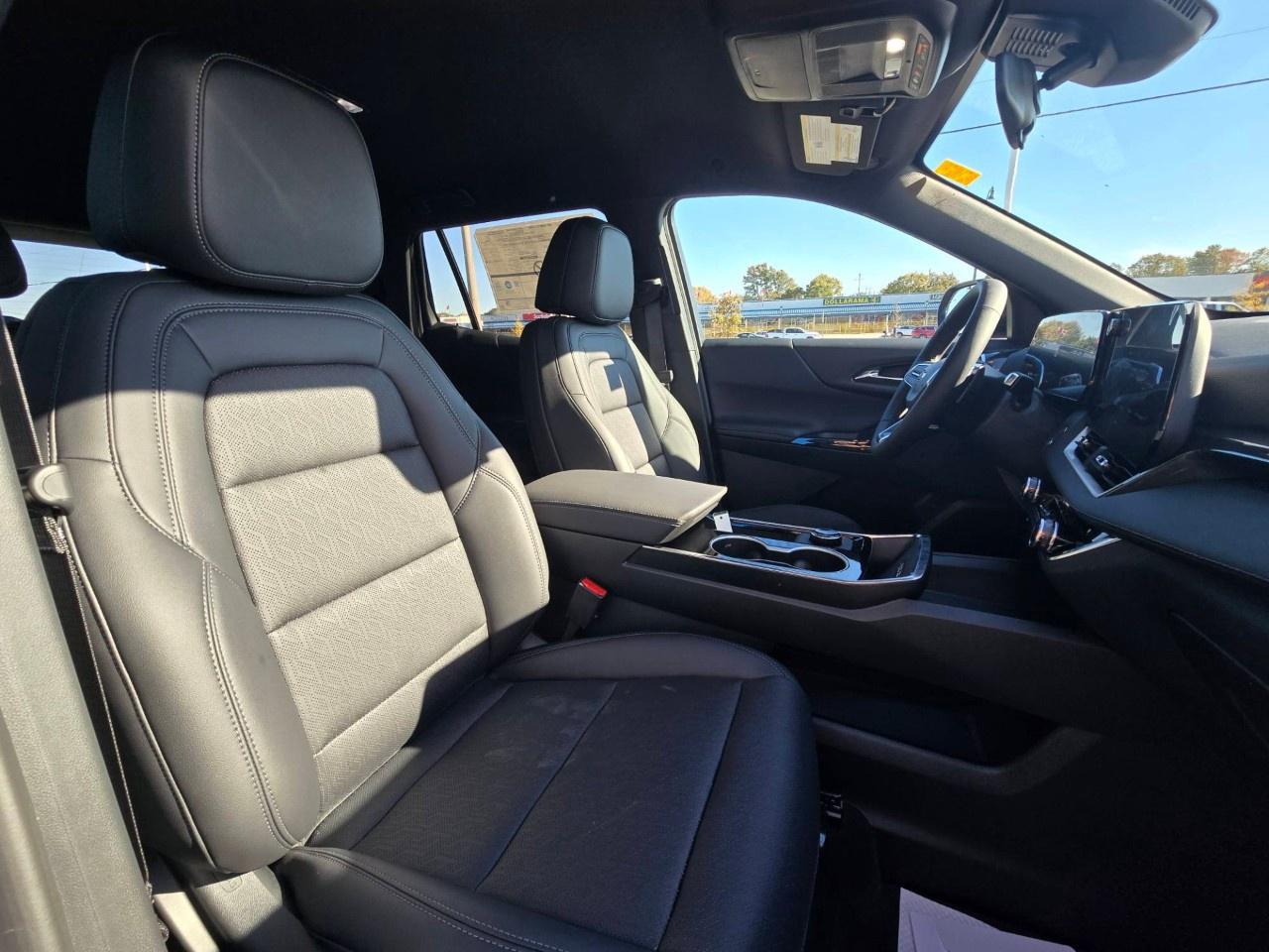 2027 Chevrolet Equinox AWD LT Photo