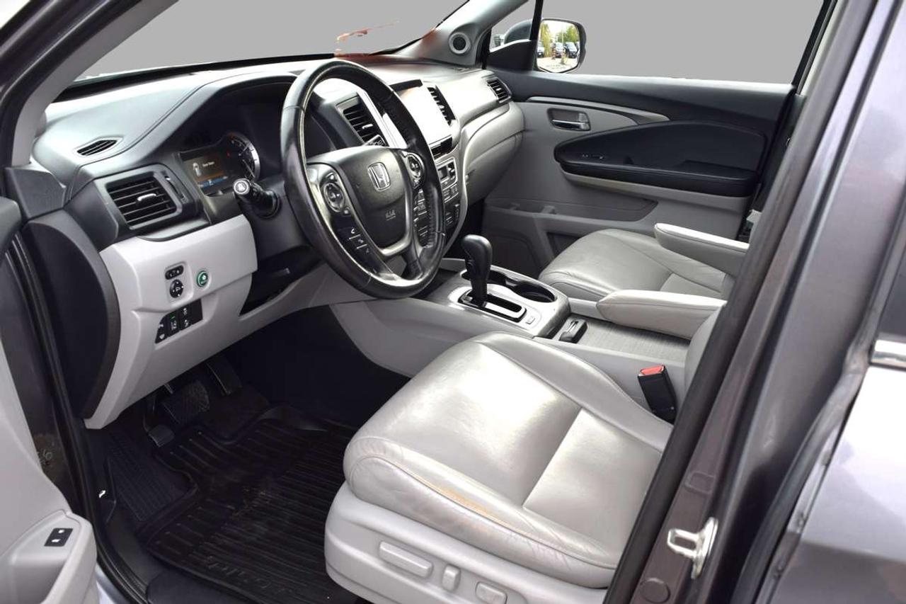 2018 Honda Pilot EX-L AWD Leather Sunroof DVD Photo