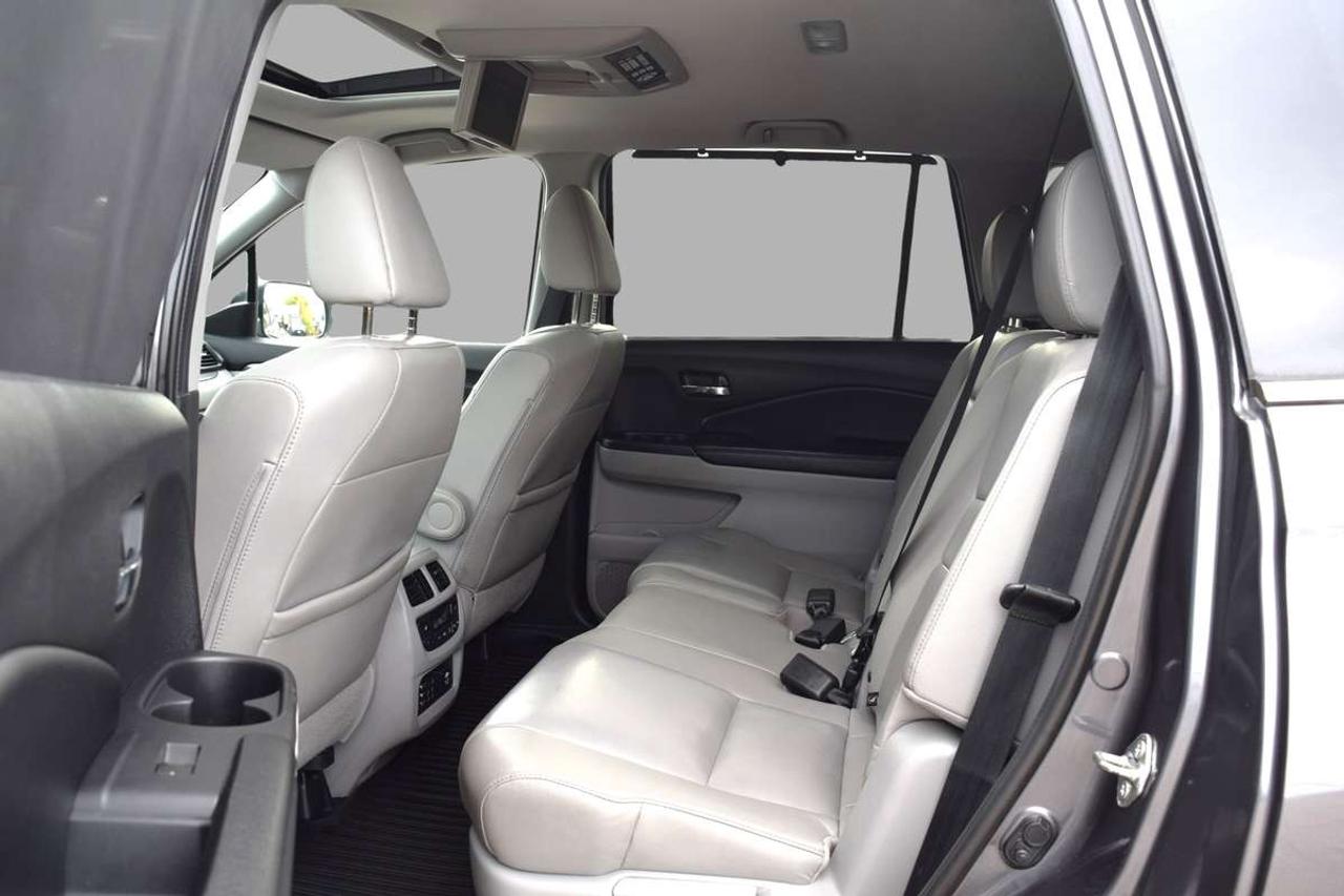 2018 Honda Pilot EX-L AWD Leather Sunroof DVD Photo