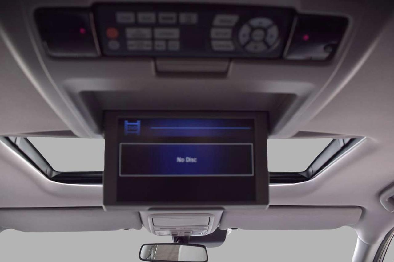 2018 Honda Pilot EX-L AWD Leather Sunroof DVD Photo