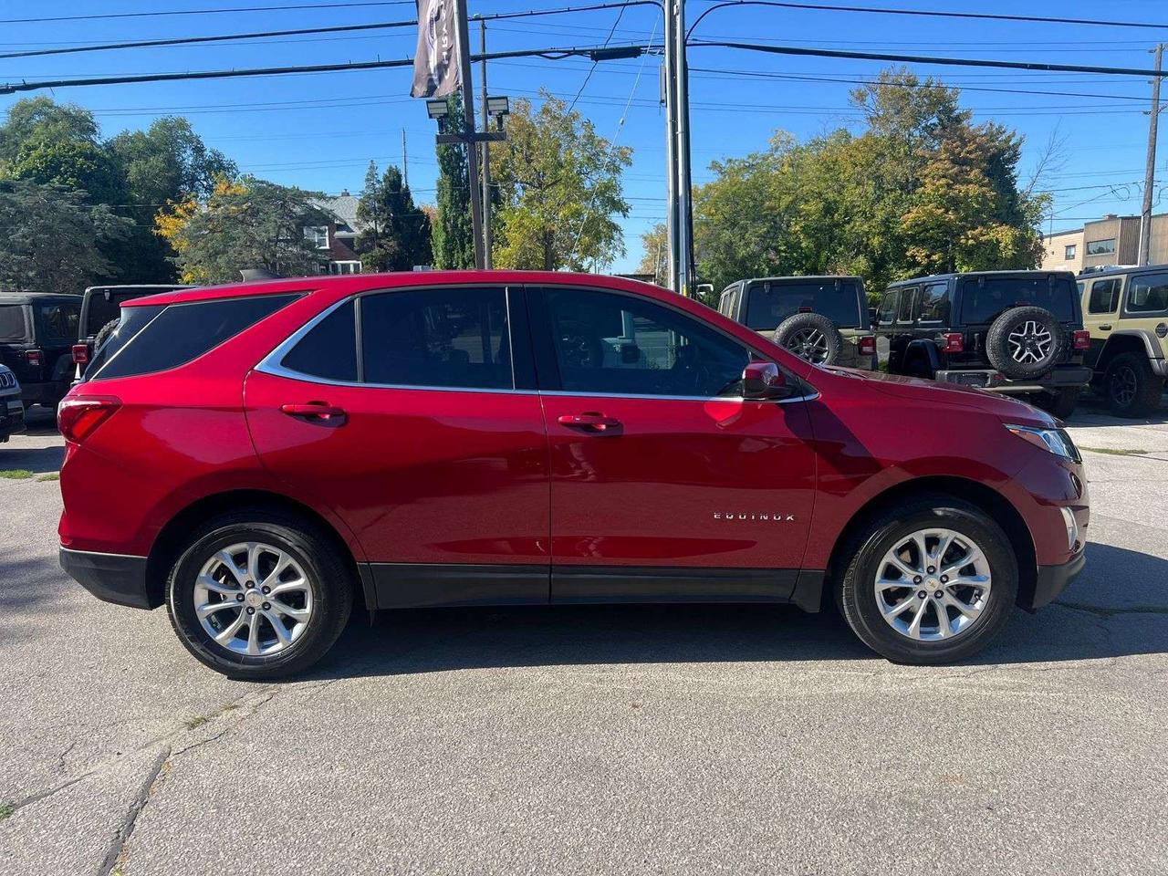 2020 Chevrolet Equinox LT Photo