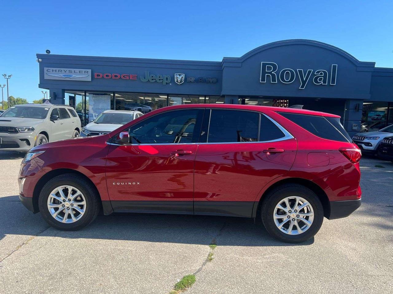 2020 Chevrolet Equinox LT Photo