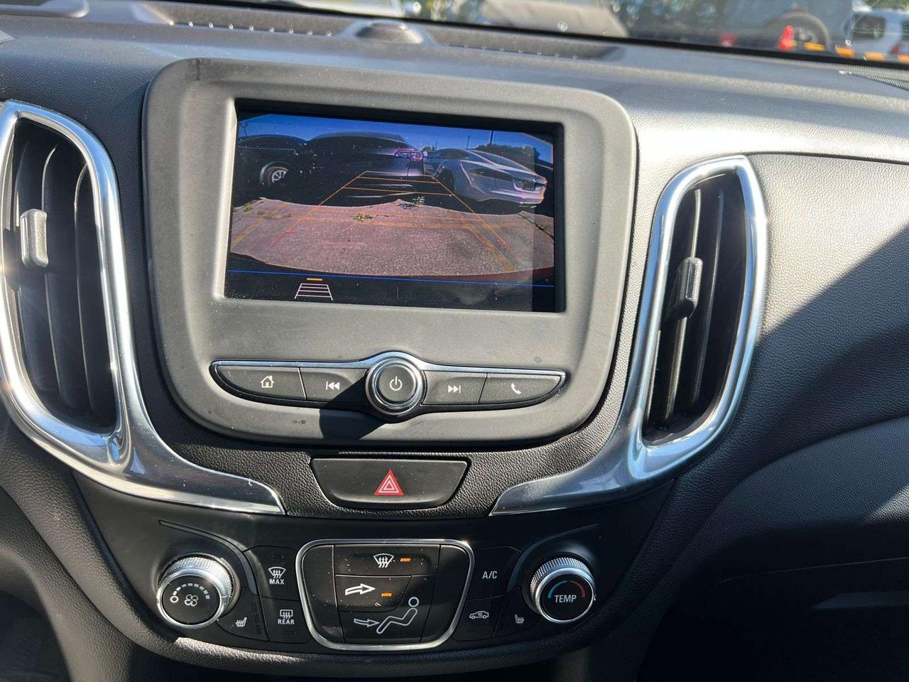 2020 Chevrolet Equinox LT Photo