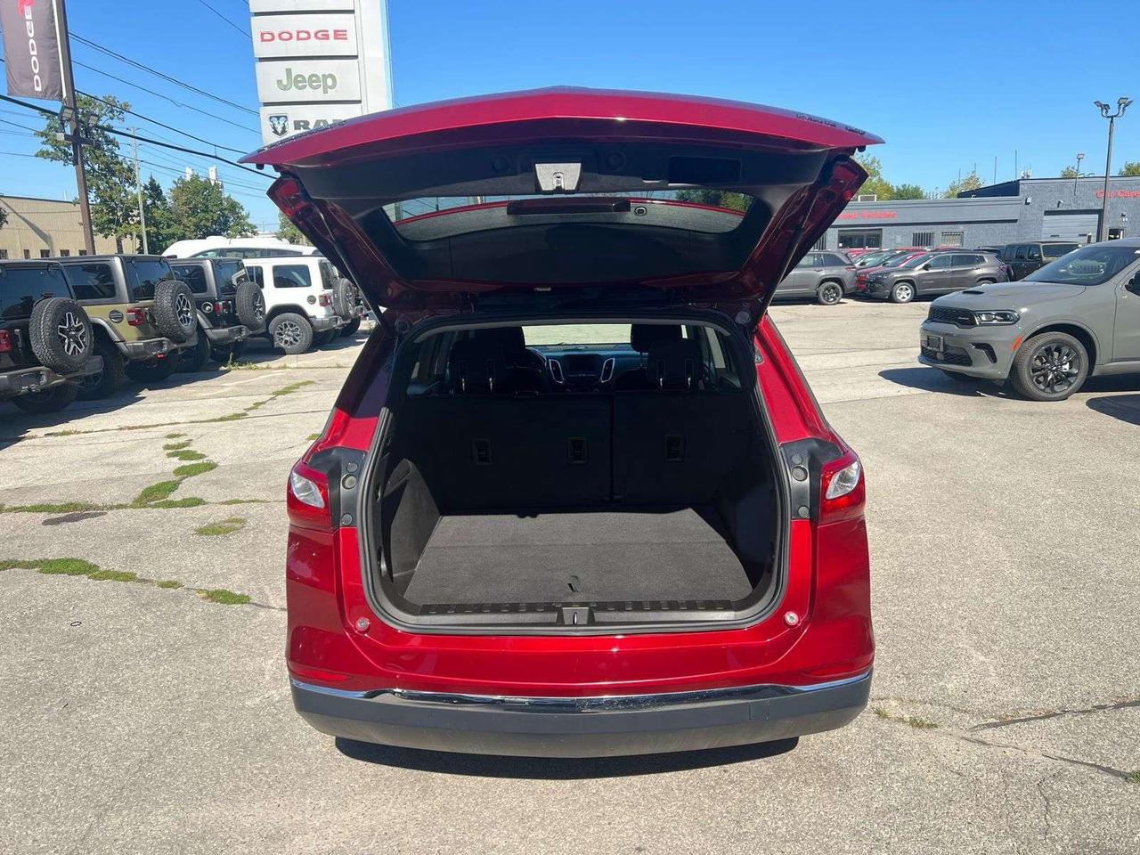 2020 Chevrolet Equinox LT Photo