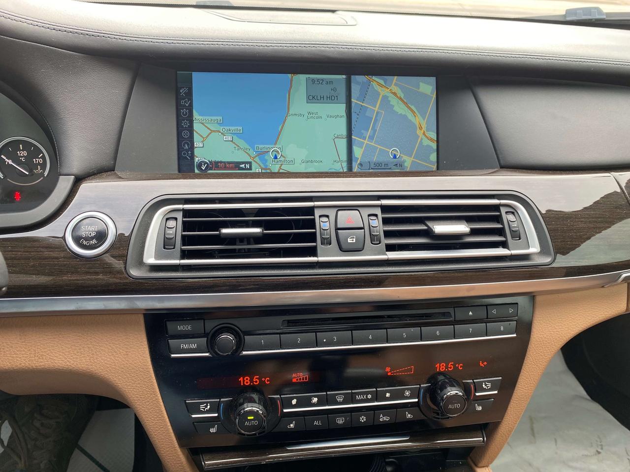 2012 BMW 7 Series xDrive Photo