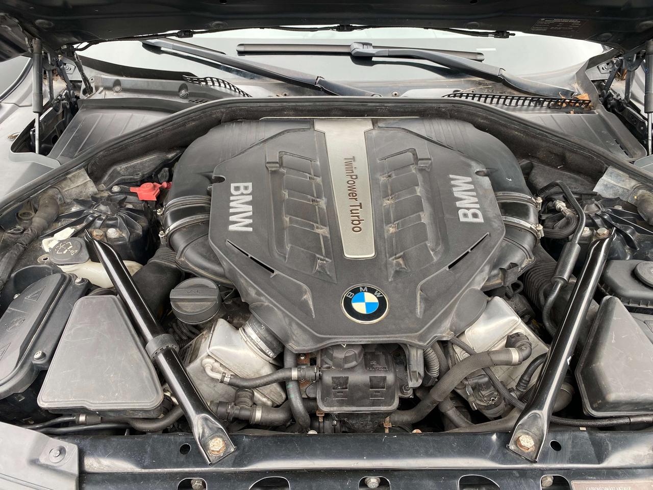 2012 BMW 7 Series xDrive Photo