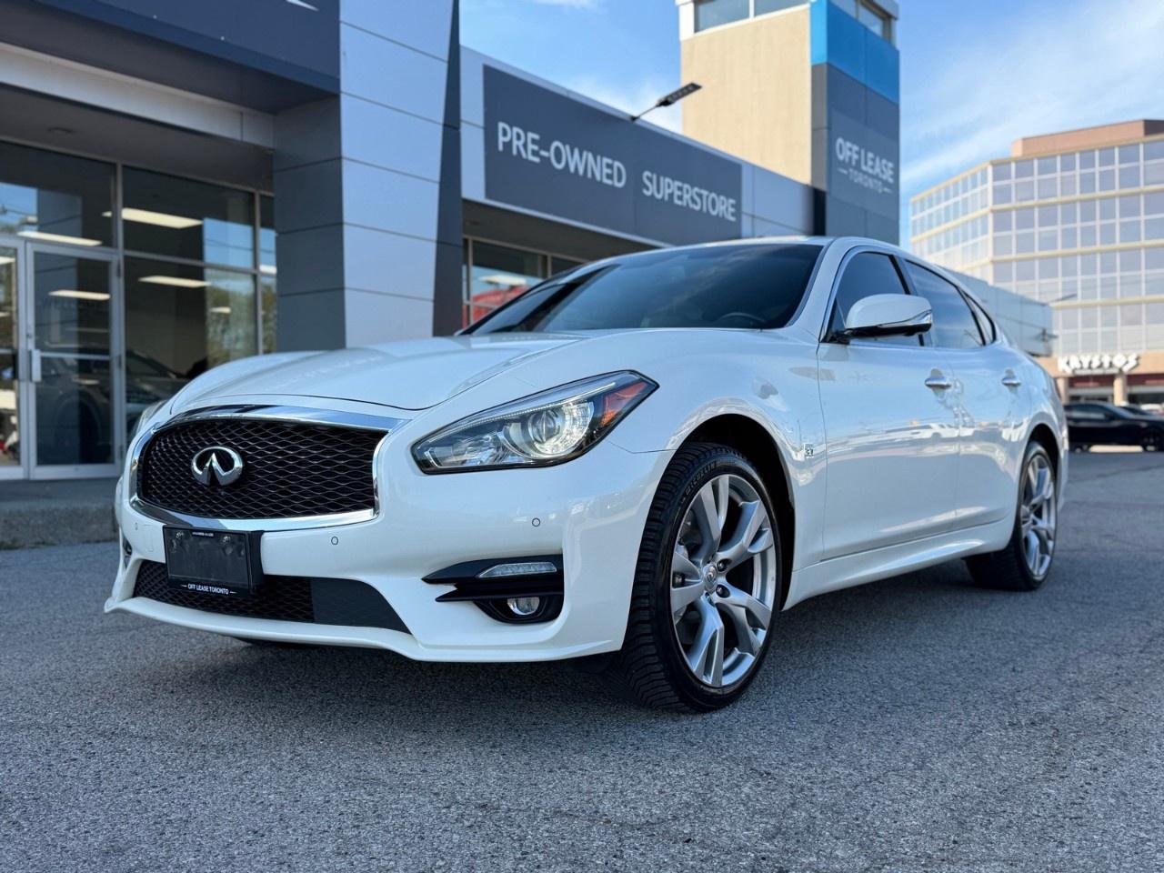 2016 Infiniti Q70  Photo0