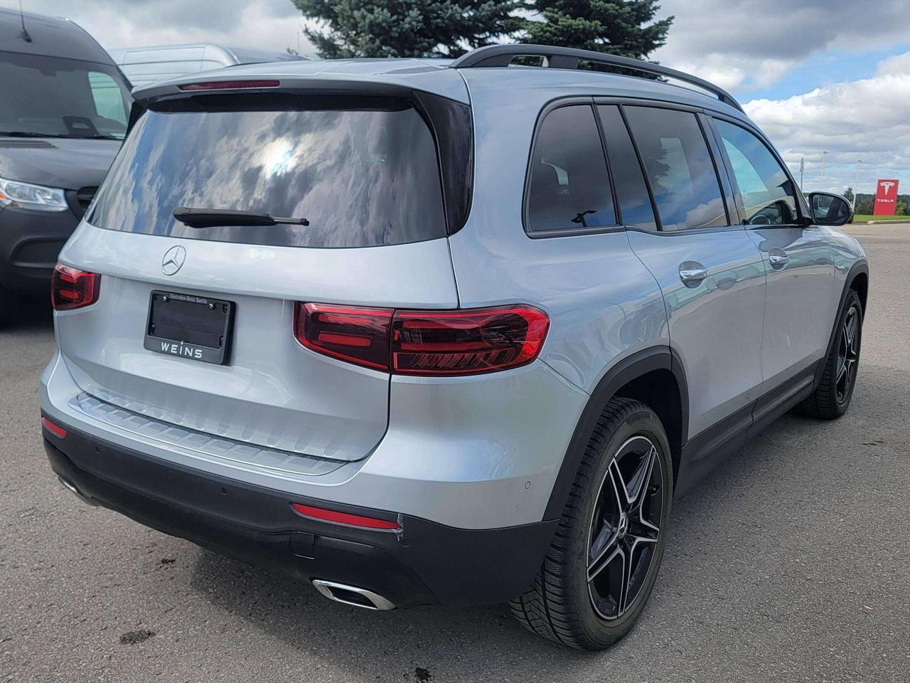 2025 Mercedes-Benz GLB GLB 250 4MATIC SUV Photo