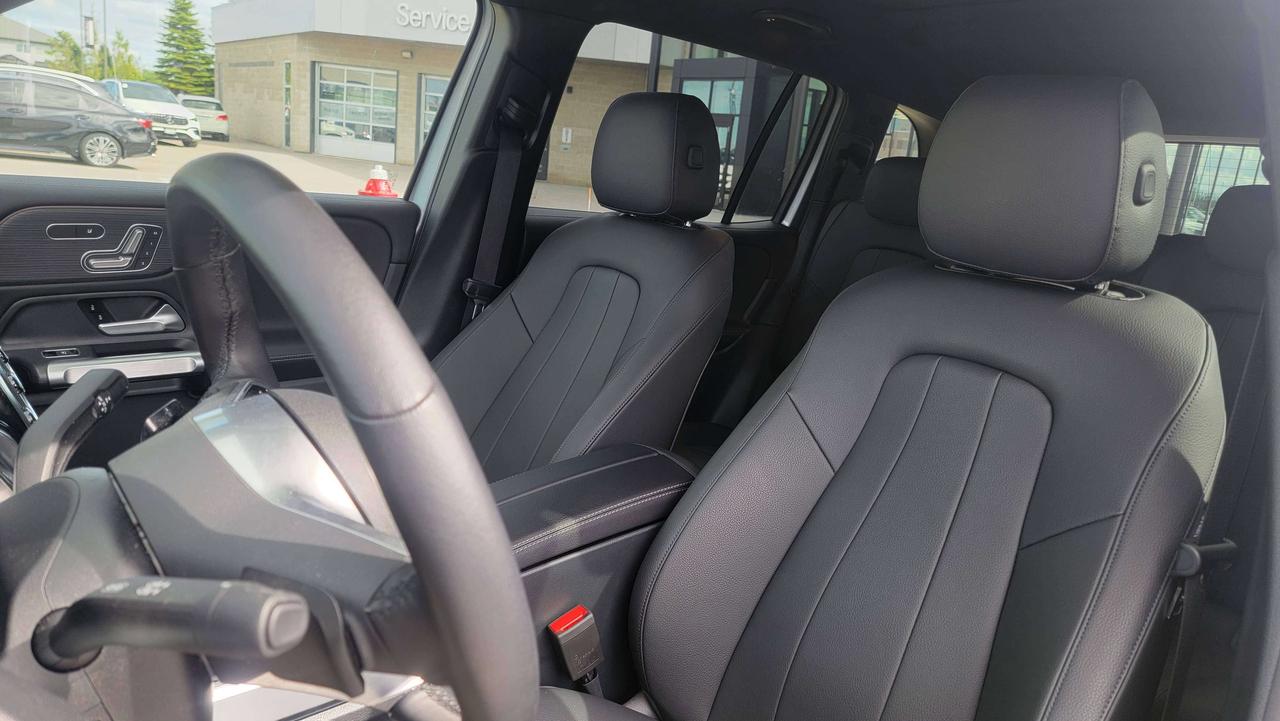 2025 Mercedes-Benz GLB GLB 250 4MATIC SUV Photo