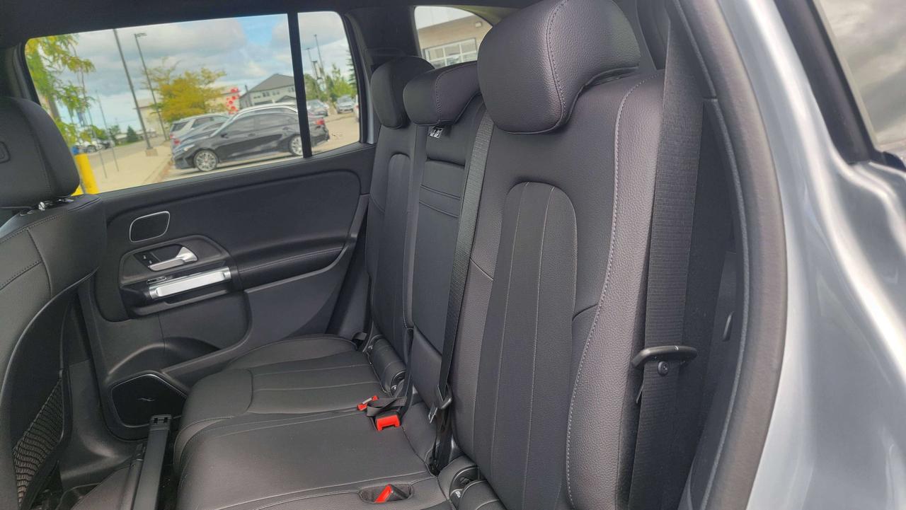 2025 Mercedes-Benz GLB GLB 250 4MATIC SUV Photo