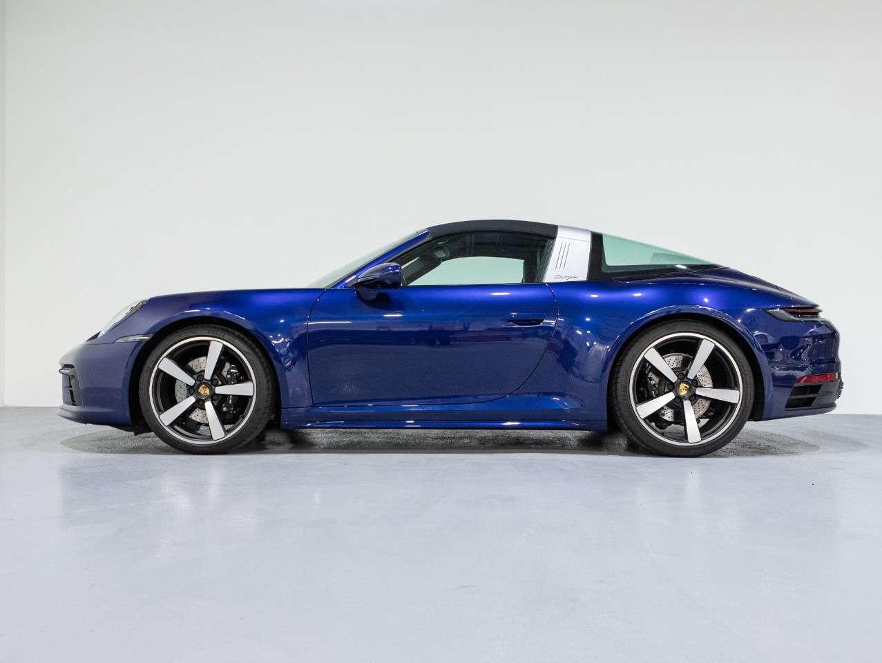 2024 Porsche 911 Targa 4S Photo